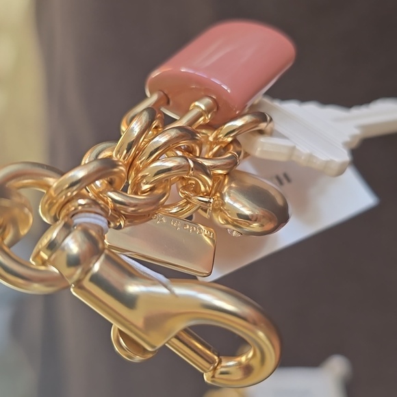 Coach Key Ring Heart Key Lock (1) - Picture 2 of 4